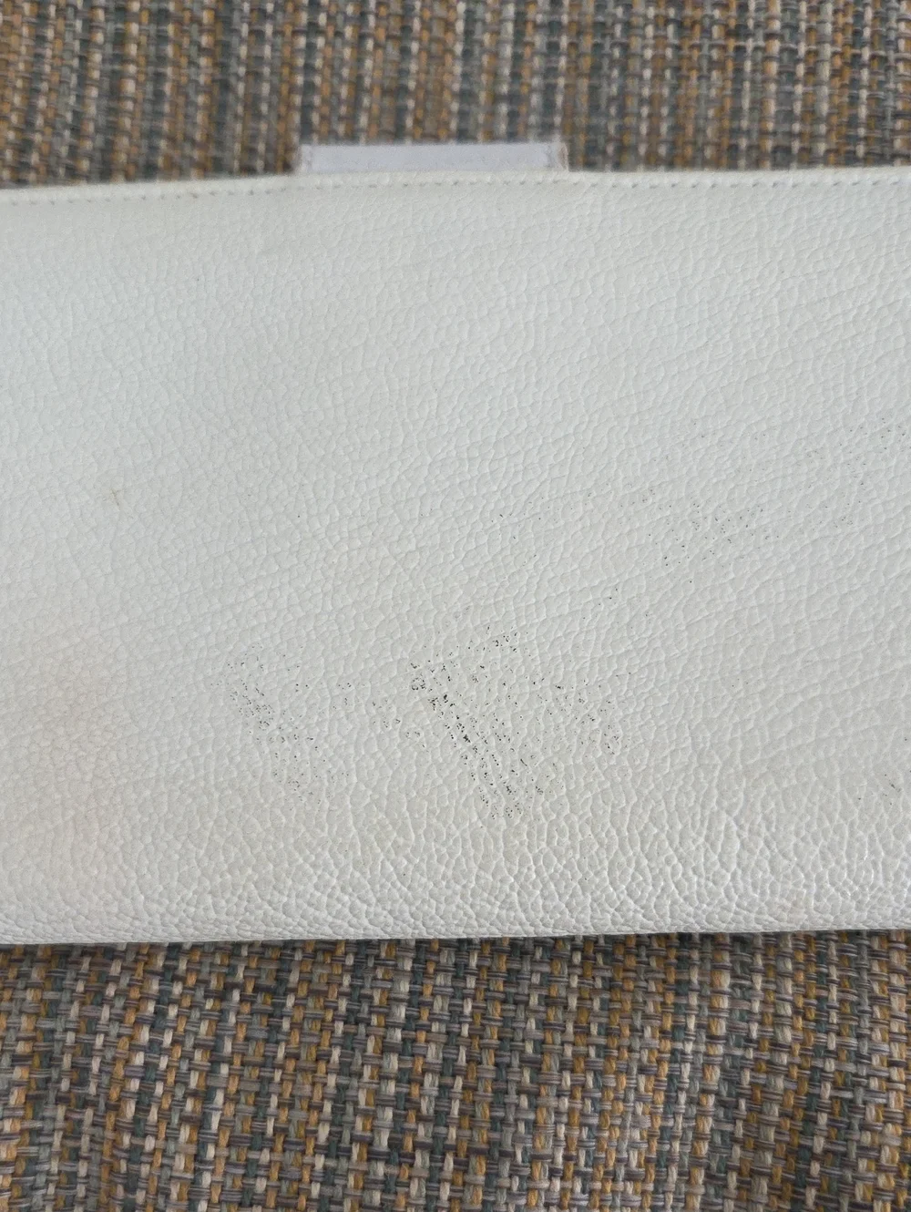 Bulgari White Leather Wallet with Gold-Tone Logo